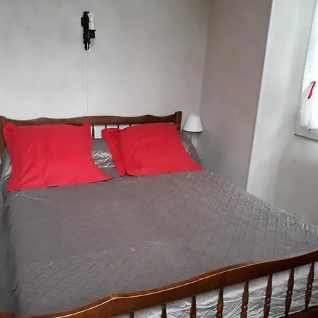 Le Moulin Pres De Tarbes, Lourdes, Bagneres De Bigorre 2 A 6 Personnes, Deux Etoiles Mascaras