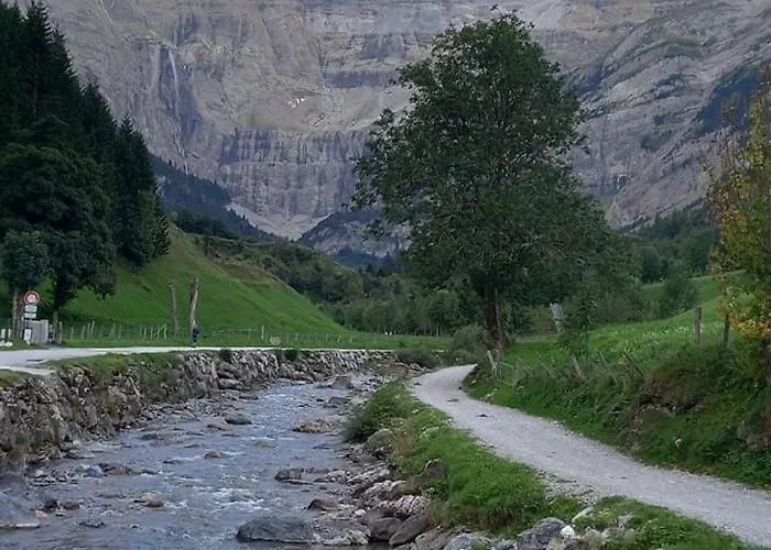 Le Moulin Prés De Tarbes, Lourdes, Bagnères De Bigorre 2 à 6 Personnes, Deux étoiles